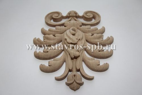 Carved door casings made of wood in Kirov