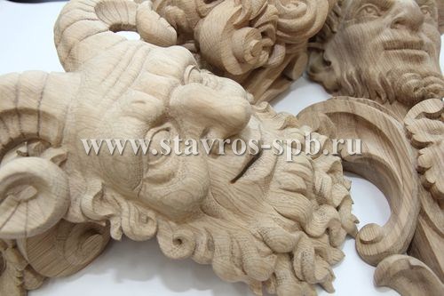 Резные наличники на окна из дерева в Смоленске