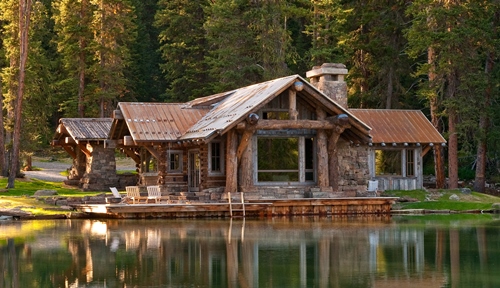 Luxurious private wooden cottage