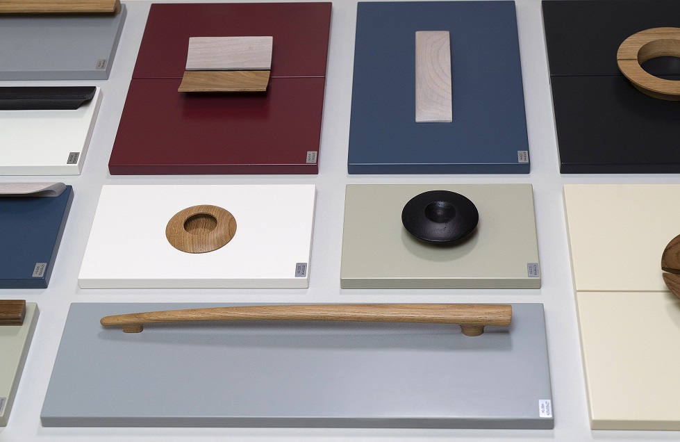 derevyannaya ruchka1_stavros.jpg derevyannaya ruchka1.jpg