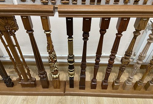 Wooden balustrade on staircase with classic design
