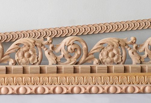 Carved interior molding for decorating walls and ceilings