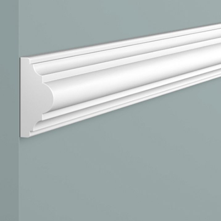 Molding D32V1 polystyrene Hi Wood 32x15x2000mm close-up