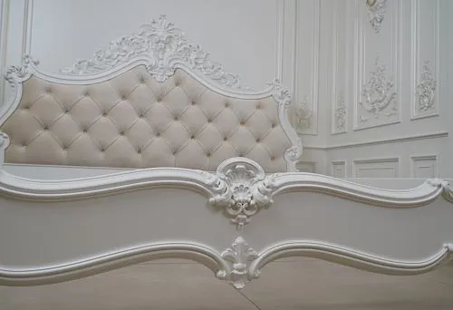 Exclusive baroque-style bed with soft carriage headboard