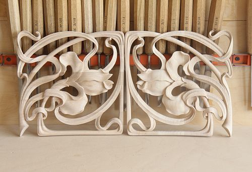 Ажурный деревянный декор в стиле модерн для оформления мебели