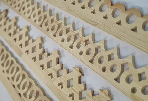 Decorative Mouldings with a Unique Pattern &ndash; A Classic Design Element.