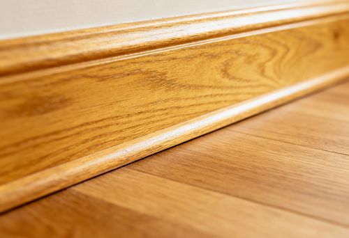 Wooden Floor Skirting Board &mdash; Price and Solid Wood Design Options