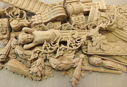 Composition of decorative furniture elements