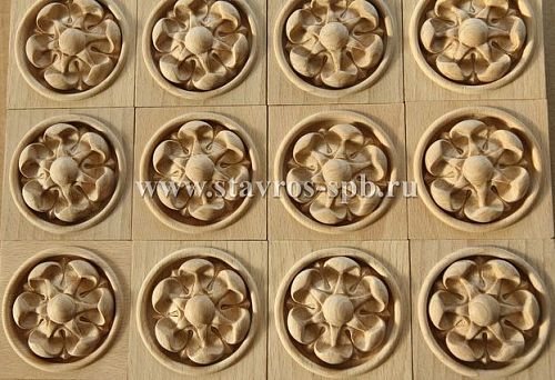 Carved window casings in Kurgan