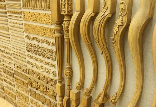 Elegant curved legs made of solid wood for classic furniture.