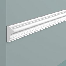 LD20 Hi Wood impact-resistant polystyrene wall molding, close-up