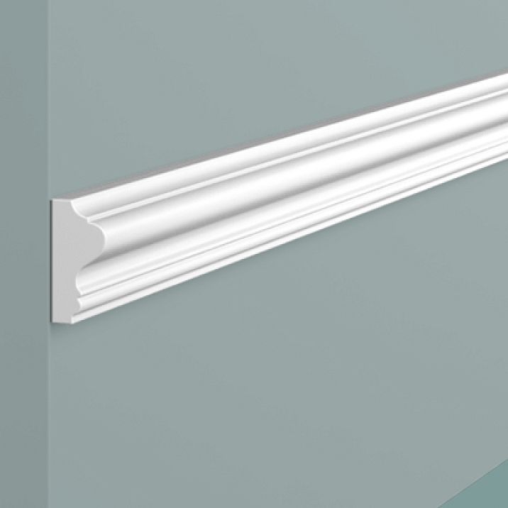 LD20 Hi Wood impact-resistant polystyrene wall molding, close-up