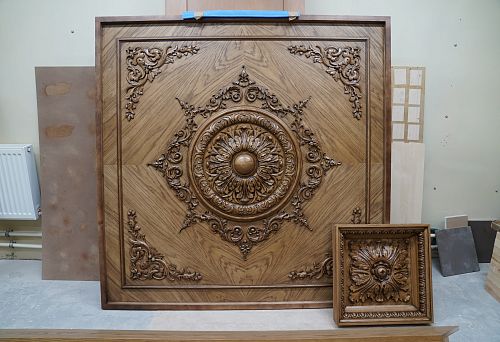 Classic carved panel and decorative element with an exquisite pattern for an elegant interior.