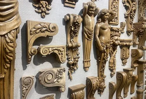 Decorative Carved Wooden Shelves and Brackets in Classic Style with Elegant Carving.