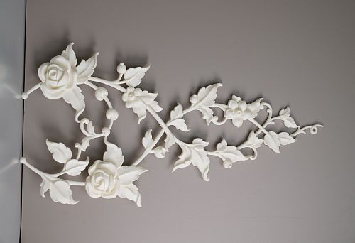 Decorative Element Featuring Roses and Leaves for Interior Design